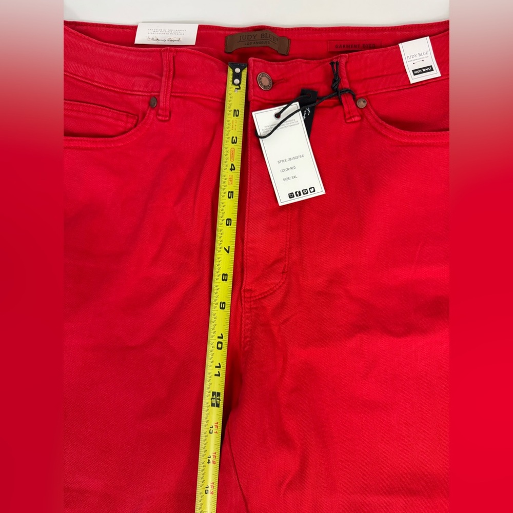 Judy Blue Shorts Women’s 3XL Red High Rise Tummy Control‎ Cuffed Bermuda Stretch - Picture 7 of 9